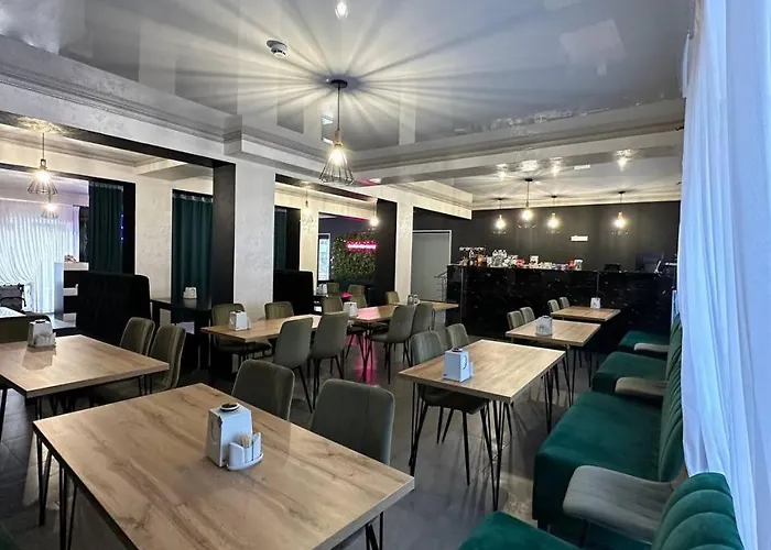 Naciku Hotel *